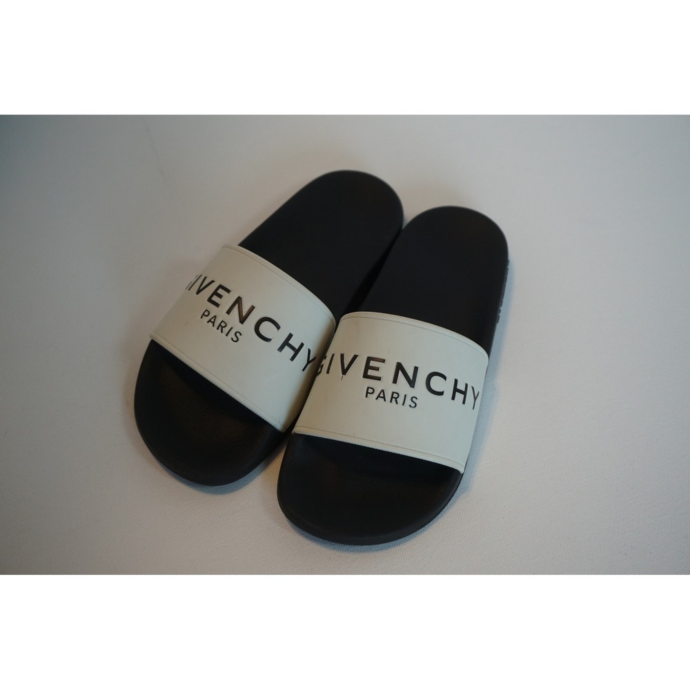 Givenchy Paris Logo Slides Black White Rubber Sandals Size 33 KC.1254